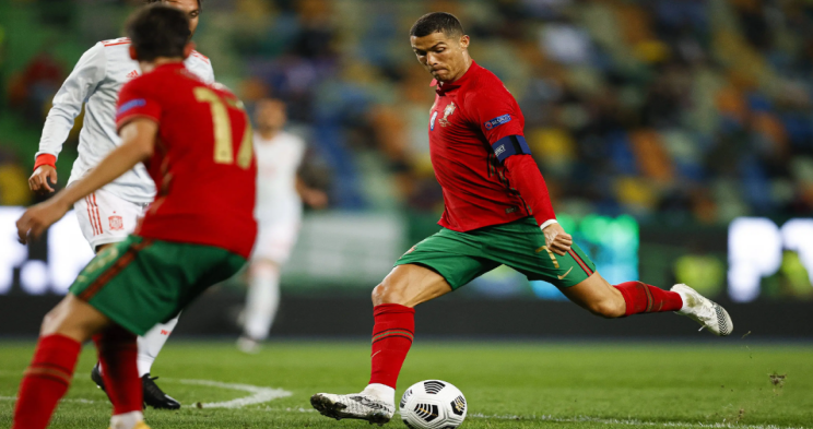 黑檀木vs足球知识分子FC直播_在线直播黑檀木vs足球知识分子FC直播赛事_高清黑檀木vs足球知识分子FC直播比赛直播-24直播